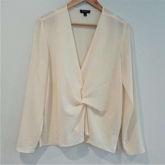 TOPSHOP Elegant Cream Twist Front Women's Top - Picture 8 of 11